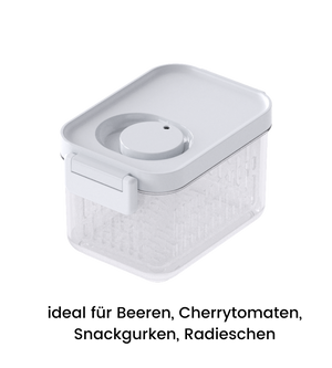 The DATEMATE food storage container from BNB x VCN is transparent, has a white lid, a shelf life timer, and is stackable. Ideal for berries, cherry tomatoes, snack cucumbers, and radishes. Available in various sizes.