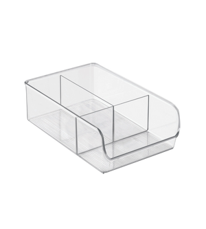 Vielseitig einsetzbar: Der iDesign LINUS Aufbewahrungsbehälter KLAR bietet mit 3 Fächern, geraden Seiten und strukturierter Basis optimale Ordnung. Die Box ist leer und steht auf weißem Hintergrund.